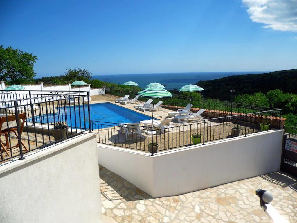 Villa Топола Экстерьер фото